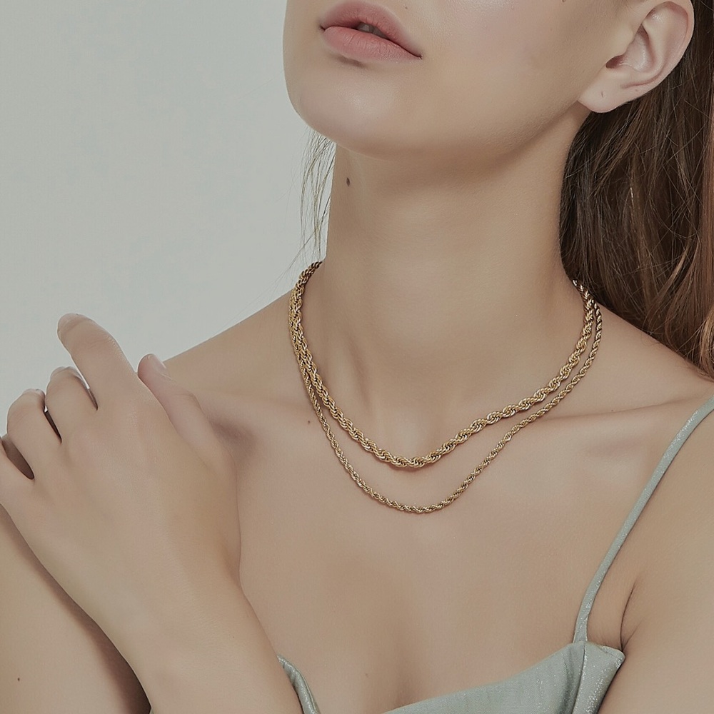 Minimalist Gold Plated Twisted Rope Necklace - Picture 11 of 12